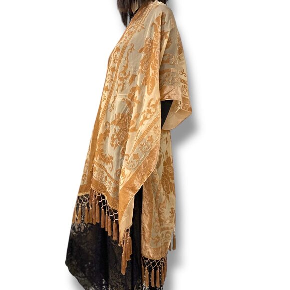 Tan Floral Embroidery Velvet Open Front Long Tassel Kimono Jacket - NEW - Picture 3 of 3